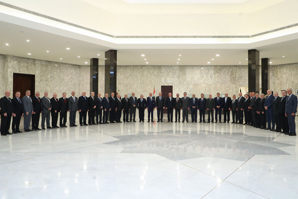 الرئيس عون: لضرورة إنهاء الاحتلال الإسرائيلي من النقاط المتبقية والإسراع في إعادة الأسرى اللبنانيين المعتقلين في إسرائيل الرئيس عون: لضرورة إنهاء الاحتلال الإسرائيلي من النقاط المتبقية والإسراع في إعادة الأسرى اللبنانيين المعتقلين في إسرائيل