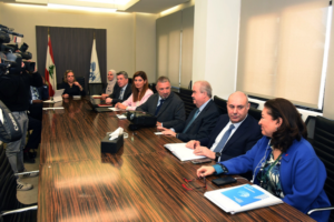 اجتماع في وزارة المالية لبحث مشروع تحديث أجهزة المعلوماتية بدعم من البنك الدولي اجتماع في وزارة المالية لبحث مشروع تحديث أجهزة المعلوماتية بدعم من البنك الدولي