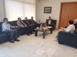 بو نادر بعد لقائه وزير الزراعة:” الرسوم المرتفعة على الكحول لن تغذّي الخزينة اذا أصبح الصناعي عاجزاً عن الانتاج” بو نادر بعد لقائه وزير الزراعة:” الرسوم المرتفعة على الكحول لن تغذّي الخزينة اذا أصبح الصناعي عاجزاً عن الانتاج”