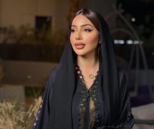 رشا السيد تتألق بإطلالة جذابة في أحدث ظهور عبر إنستجرام